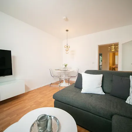 Lovely - Central - 65 Sqm - Fair - Kitchen *