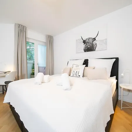 Lovely - Central - 65 Sqm - Fair - Kitchen *