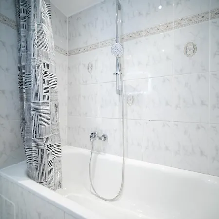 Appartement Lovely - Central - 65 Sqm - Fair - Kitchen Düsseldorf