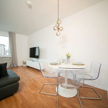 Lovely - Central - 65 Sqm - Fair - Kitchen Apartment